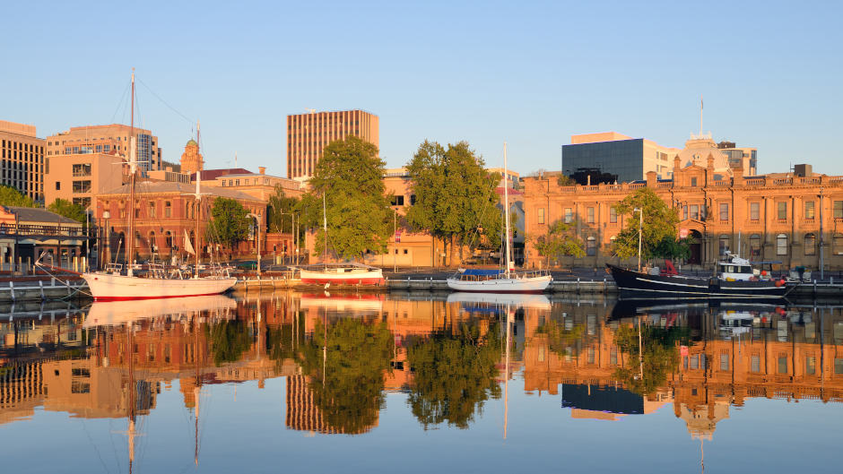 Discover the captivating blend of art, history, and natural beauty with our Mona Boat Cruise and Hobart City Morning Tour! 
