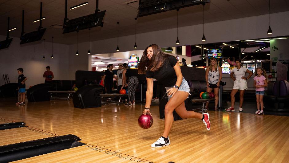 Strike Zone boasts an fun and exciting environment for your next Tenpin Bowling match with your mates! 