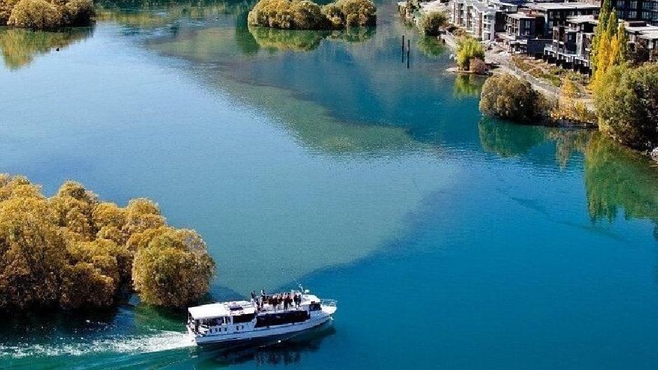 Step on board the Million Dollar Cruise for an exclusive trip on Queenstown's Lake Wakatipu.