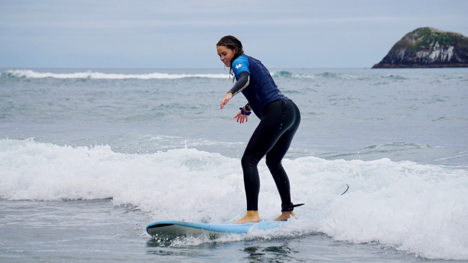 2hr Surfing Lesson - Muriwai Surf School