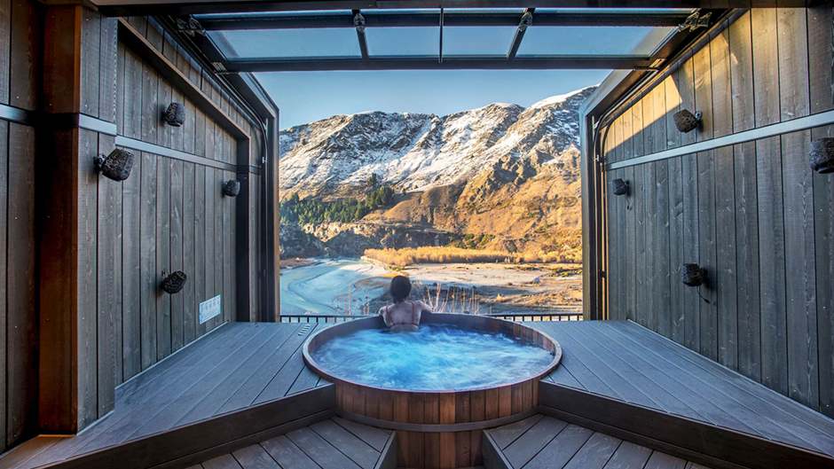 The pinnacle of relaxation and comfort, Onsen Hot Pools offers total tranquillity in a breathtaking location high on the cliffs overlooking the Shotover River canyon
