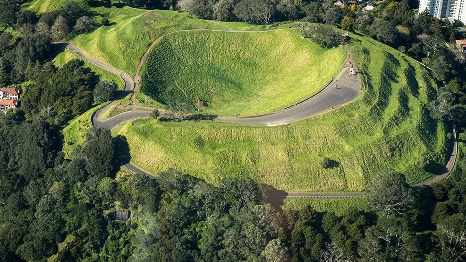 Join Air Auckland for an awe inspiring scenic flight to get a birds eye view of Auckland’s most scenic features, many of which can only be seen from the air!