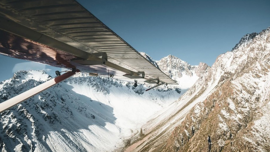 Ski Plane Scenic Flight - Glacier Highlights + Glacier Landing