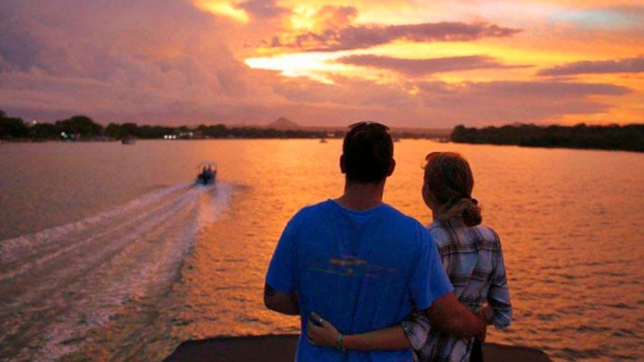 Witness the sunset on the Noosa River aboard our canal cruise boat. Sit up top or in the shade below, kicking back with a drink on BYO Sunset Cruise. 

