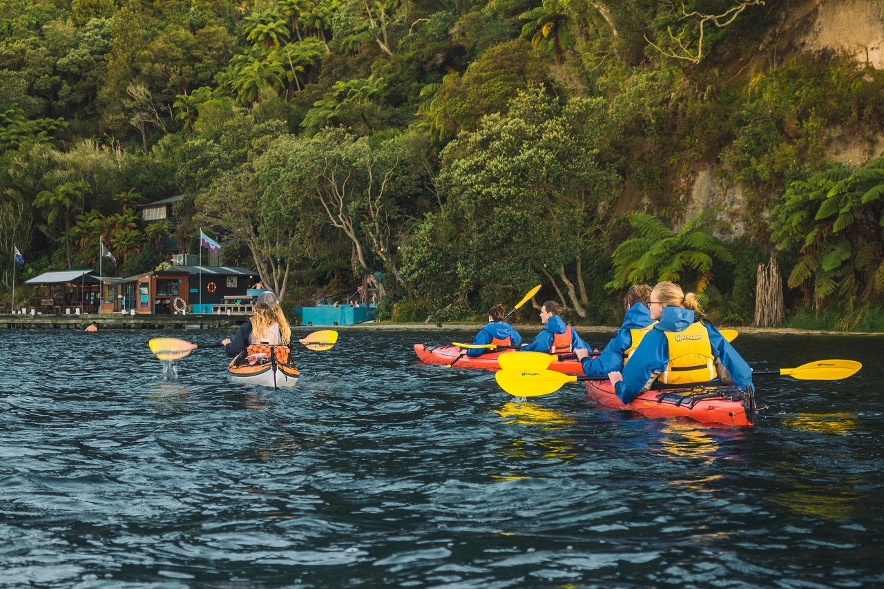 Discover the very best of Lake Rotoiti with this incredible Hot Pool and  Kayak Tour Combo!