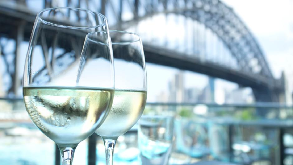 Enjoy million dollar views and an exceptional dining experience on the waters of Sydney’s vibrant and world famous harbour.