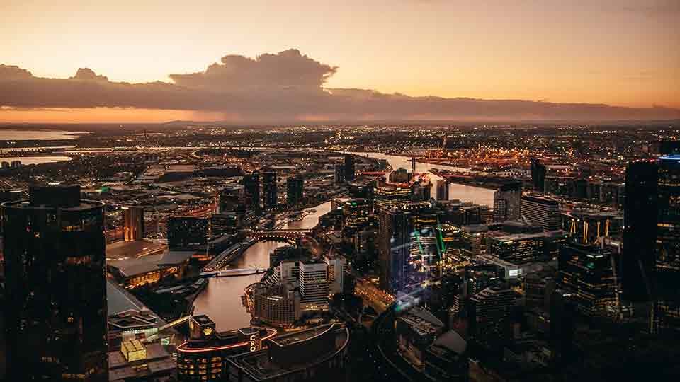 Visit the highly acclaimed Melbourne Skydeck and see Melbourne from a completely new perspective from the Southern Hemisphere’s highest viewing platform!