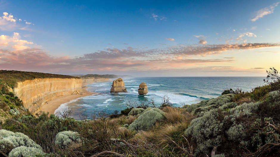 With this Great Ocean Road tour we start at the opposite end to other companies so you get to see all the attractions without the crowds!