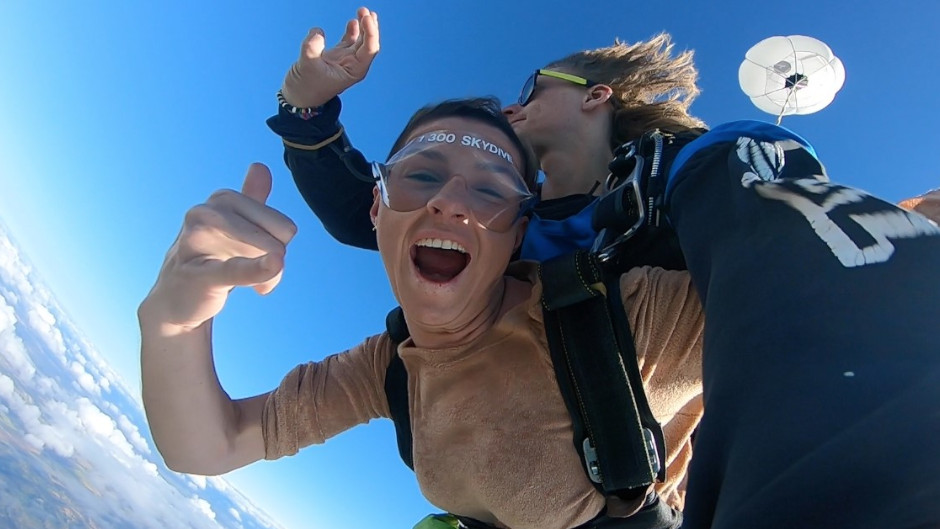 Experience the thrill skydiving from up to 15,000ft, Stunning views of the Whitsunday islands, coastline and beaches