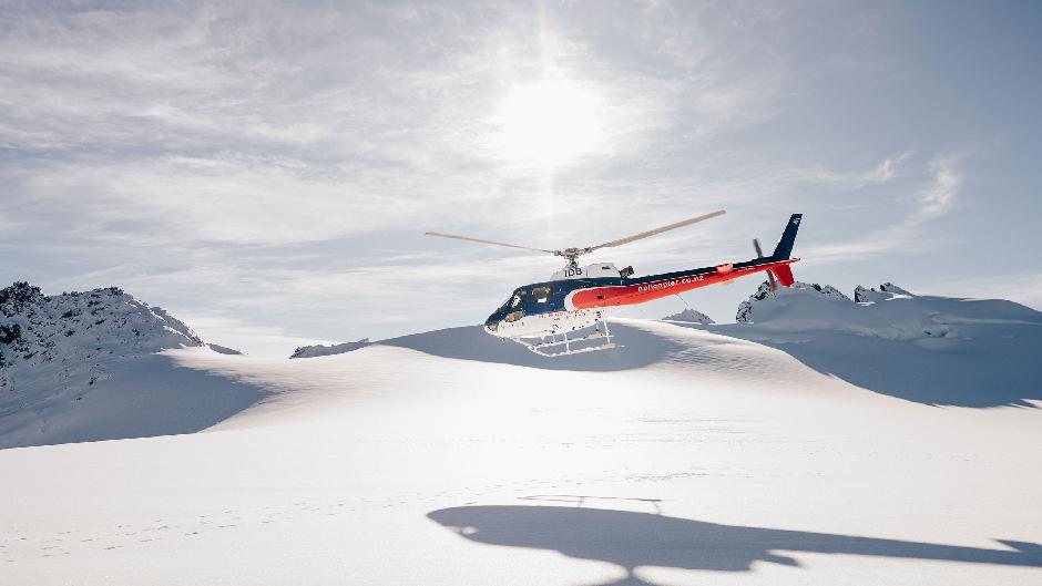 SOUTHERN GLACIER EXPERIENCE - 50 MINUTE SCENIC FLIGHT & SNOW LANDING - THE HELICOPTER LINE