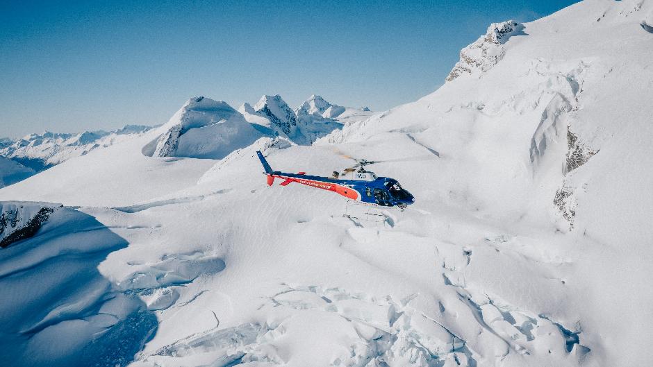 SOUTHERN GLACIER EXPERIENCE - 50 MINUTE SCENIC FLIGHT & SNOW LANDING - THE HELICOPTER LINE