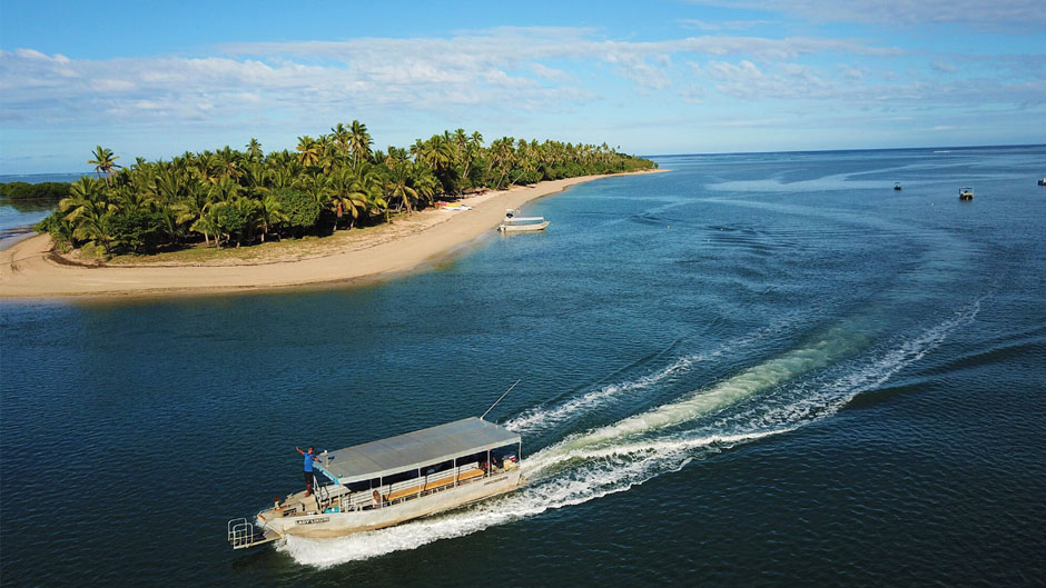 Discover the wonder and magic of Pacific Island traditions and indulge in its exquisite cuisine!