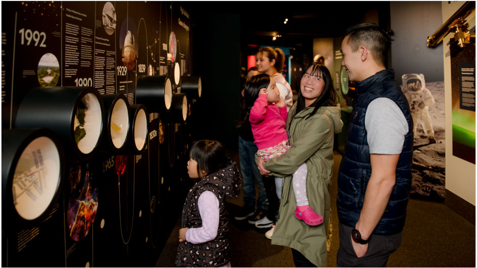 Experience the wonder and magic of Auckland’s Stardome Observatory and Planetarium!