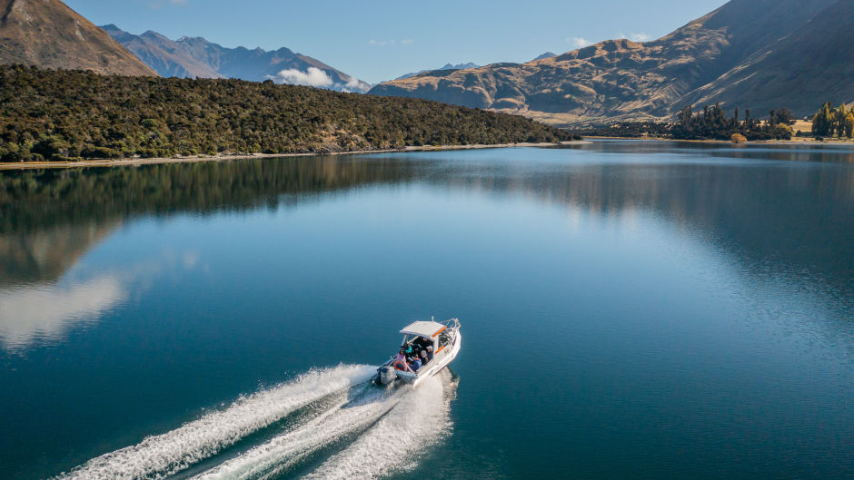 Explorer Wanaka 4x4 offers you the ultimate lake and mountain adventure.