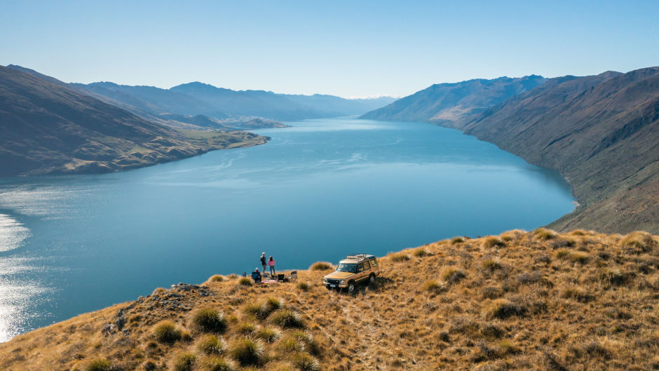 Explorer Wanaka 4x4 offers you the ultimate lake and mountain adventure.