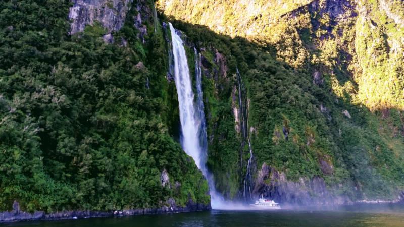 Enjoy a taste of luxury with a premium locally run Milford Sound expedition, designed to maximize your experience as you embark on a breath-taking scenic adventure to discover New Zealand’s own, Milford Sound!