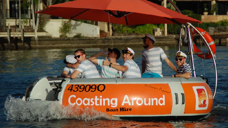 Hire a boat from Coasting around and experience the Gold Coast Broadwater with your friends and family! These are the only Round Boats on the Gold Coast, seating up to 10 people and no licence is required!