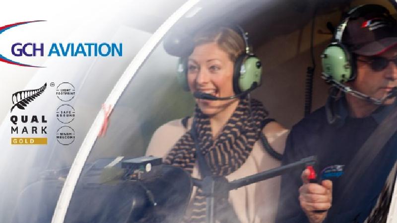 Trial Flight - Learn to Fly a Helicopter.
Take control of your very own helicopter on a 30 minute trial flight with a qualified instructor at your side guiding you through the whole experience.