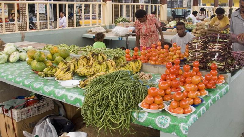 Fiji Markets tour