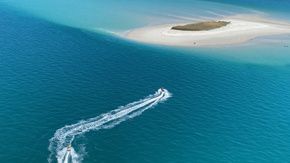 Soak up the magical scenery of Hervey Bay from up above on an epic Helicopter ride bought to you by Great Ocean Helicopters...