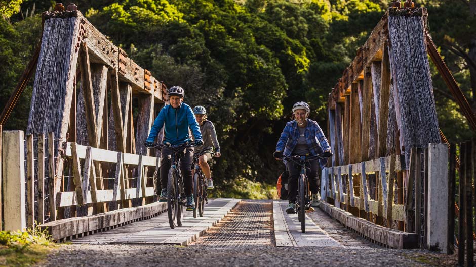 Mountain bike hire kaitoke @Caleb Smith Photography