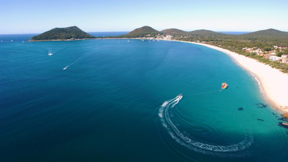 Port Stephens Dolphin Watching Colourful Day Trip