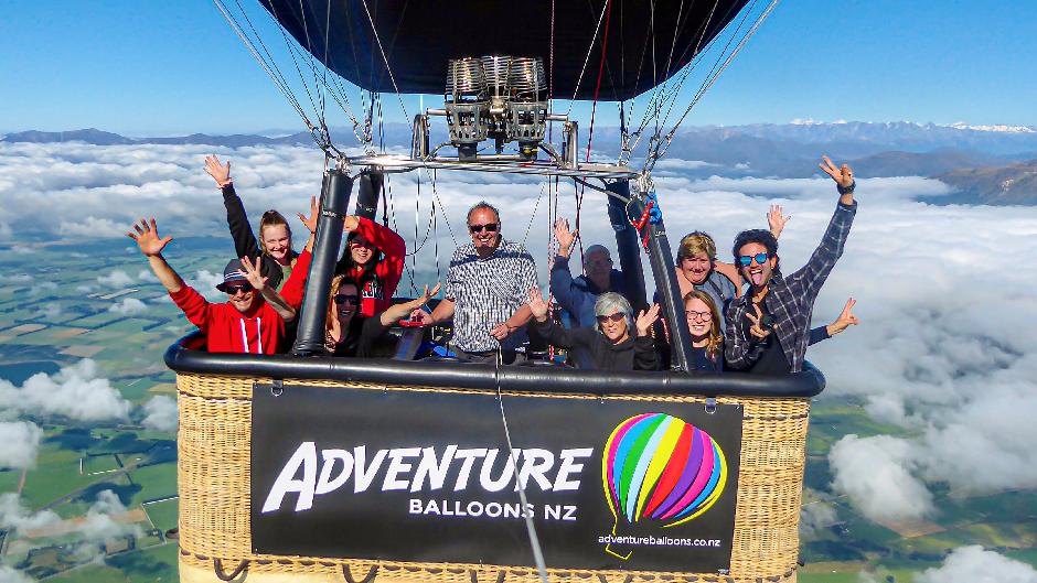 Mt HuMt. Hutt Scenic Hot Air Balloon Flight