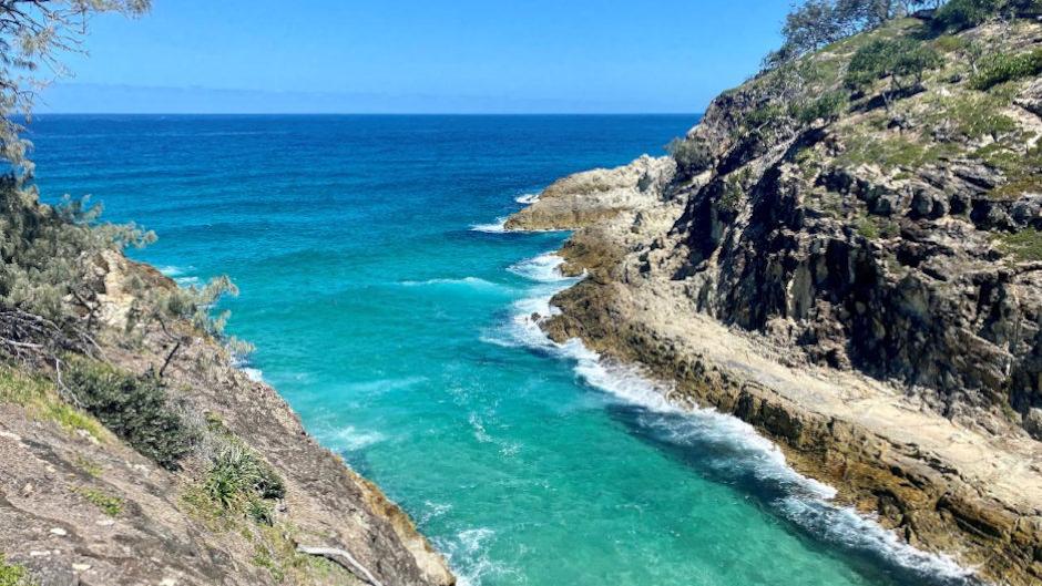 Experience the magic of North Stradbroke Island on a full-day guided tour packed with breathtaking sights, history and culture!