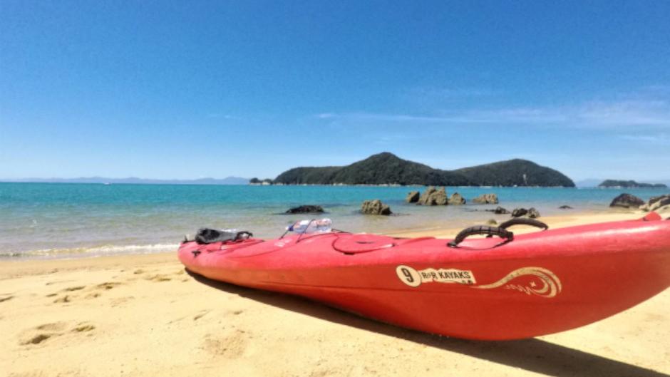 Embark on a self-guided kayak adventure along the beautiful coastline of Abel Tasman!