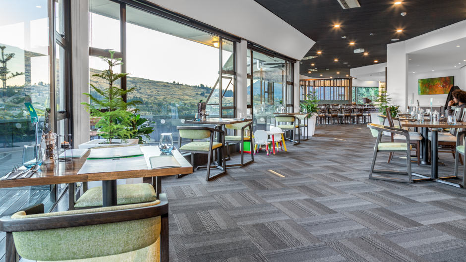 Escape to your home away from home at the Holiday Inn Queenstown!