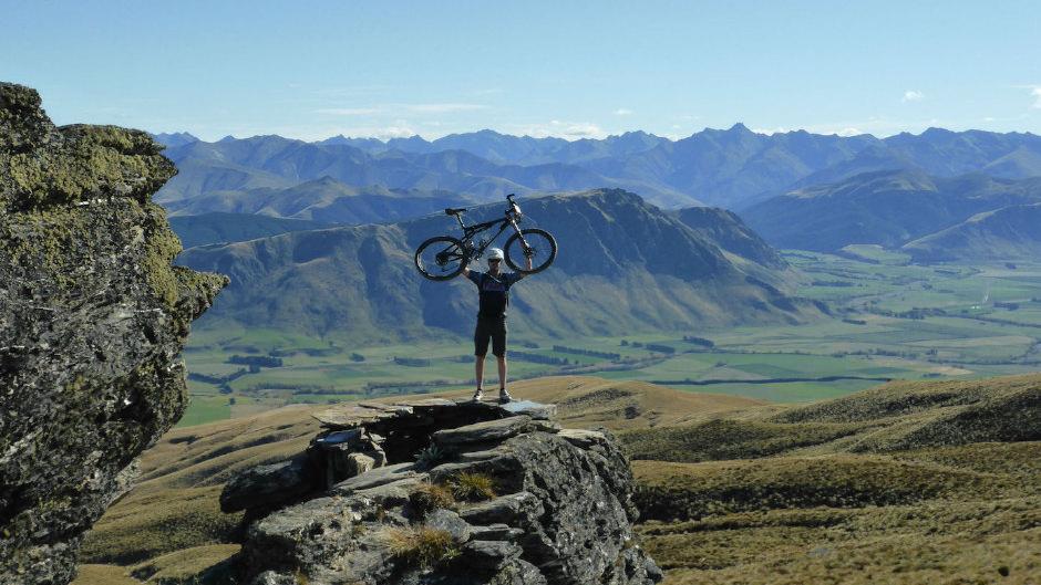 Bike the stunning Roaring Lion Trail at Welcome Rock Station for the ultimate day out on a self-guided adventure!