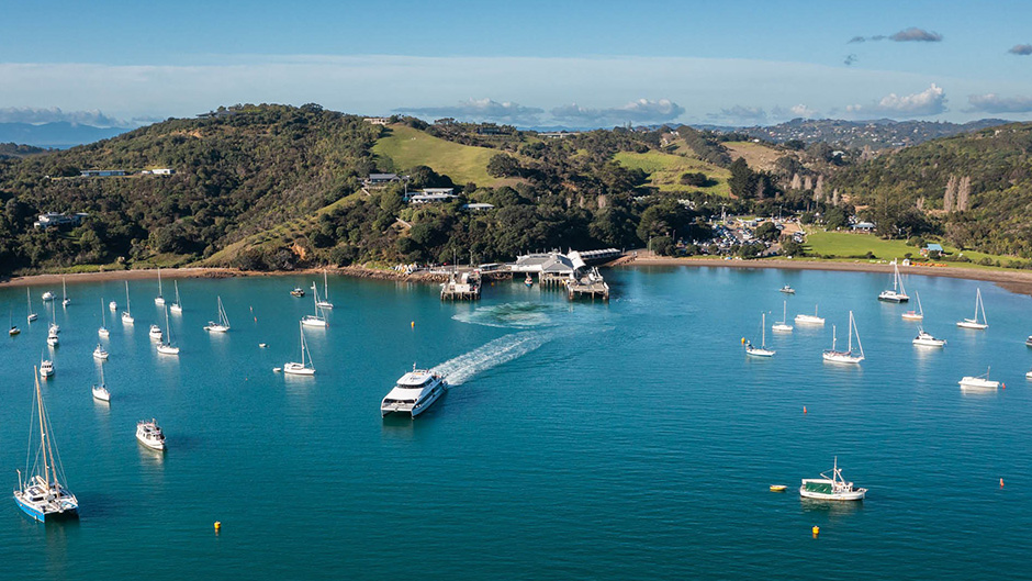 Take a convenient return ferry with Fullers360 to discover world renowned Waiheke Island at your own pace...