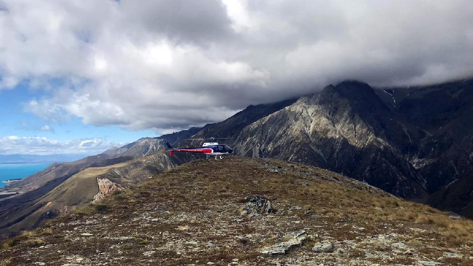 Take in the incredible views of New Zealand’s Ben Ohau mountain range, Aoraki / Mount Cook and Tasman Valley on this amazing scenic flight and alpine landing adventure! 
