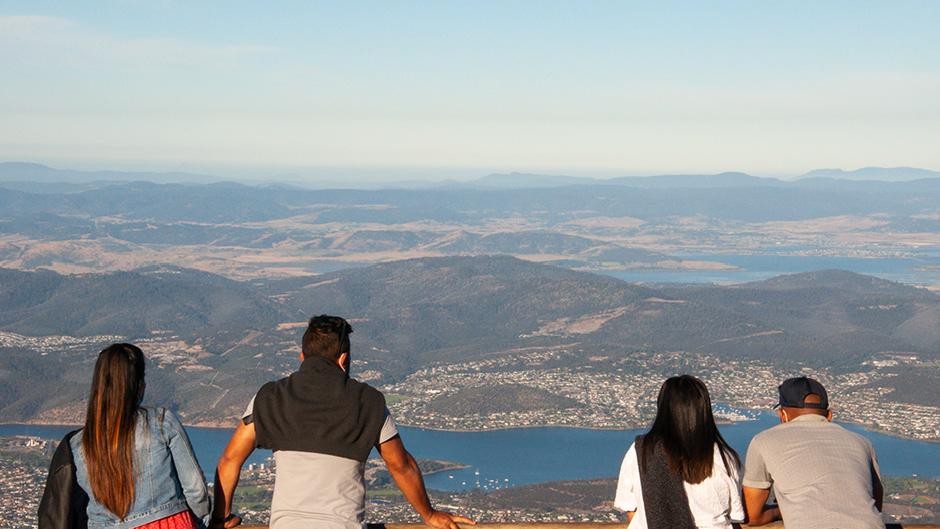 Explore the stunning capital city of Tasmania on this Hobart full day tour! 