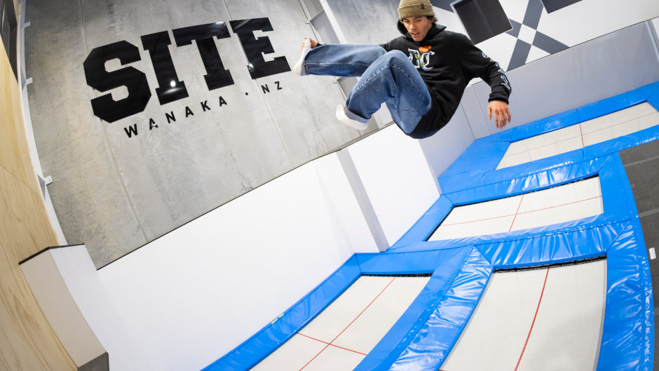 Experience some freestyle fun and let loose at Wānaka's SITE Trampoline - New Zealand's premier freestyle training centre.