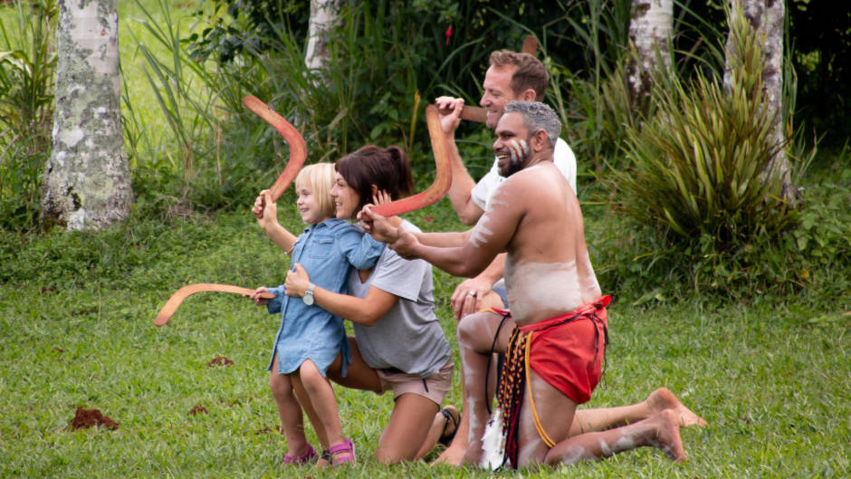 Enjoy a full-day guided tour immersed in an authentic aboriginal experience. 
