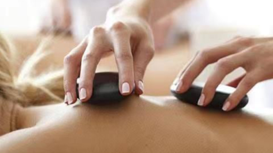 Experience complete relaxation and rejuvenation at Takapuna Massage, where skilled professionals use ancient acupressure techniques to transport you to a realm of tranquillity.