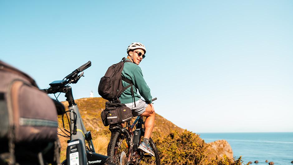 Discover Pencarrow with amazing coastline views with this e-bike hire! 