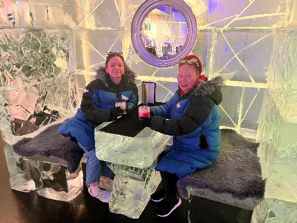 Amazing Ice Bar 