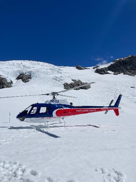 20 Min Scenic Flight With Fox Glacier Snow Landing - Glacier ...