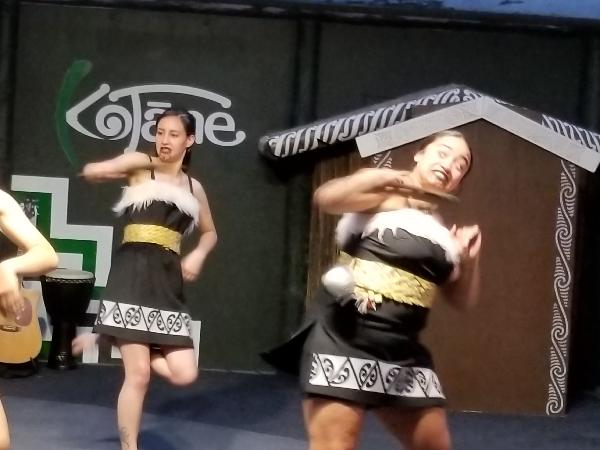 Maori dance