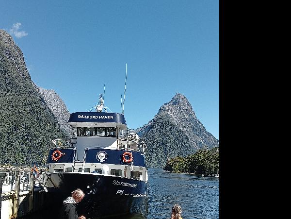 Milford sound 