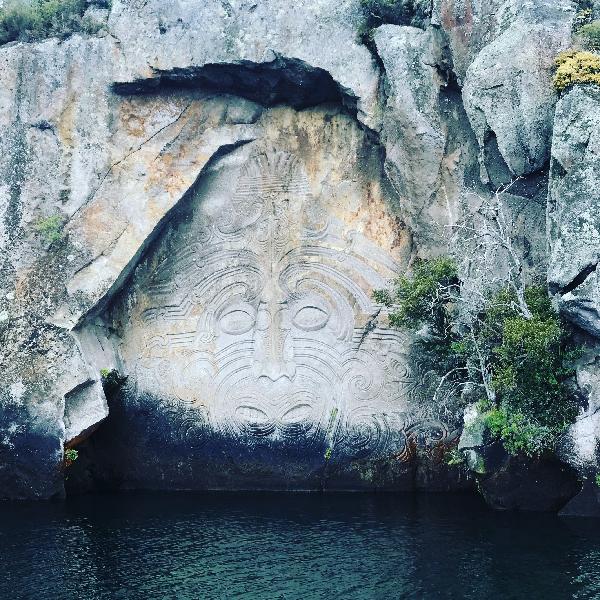 Maori carvings Lake Taupo cruise