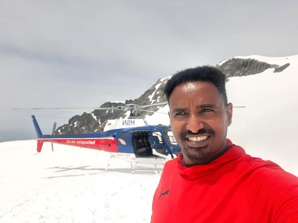 20 Min Scenic Flight With Fox Glacier Snow Landing - Glacier ...