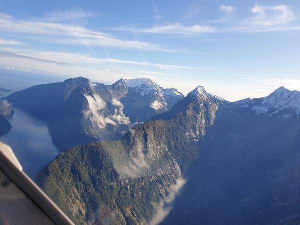 Scenic Flight to Milford Sounds 