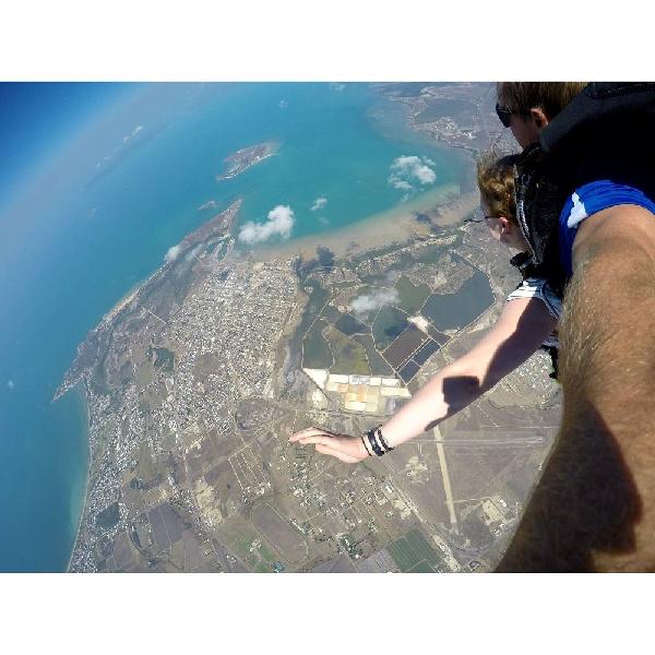 Amazing skydive