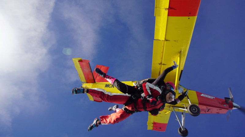 Experience a thrilling 85 seconds of free fall and the highest tandem skydive in the Southern Hemisphere! 