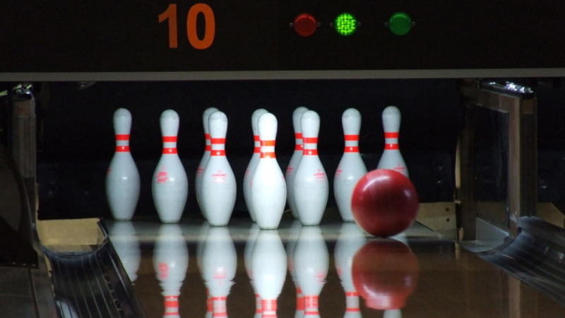Enjoy a great game of indoor ten-pin bowling with friends and family at Bowlarama!